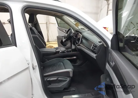 2024 Volkswagen Atlas 2.0T Peak Edition Se W/Technology z USA, uszkodzony, nr VIN 1V2CR2CA3RC574928